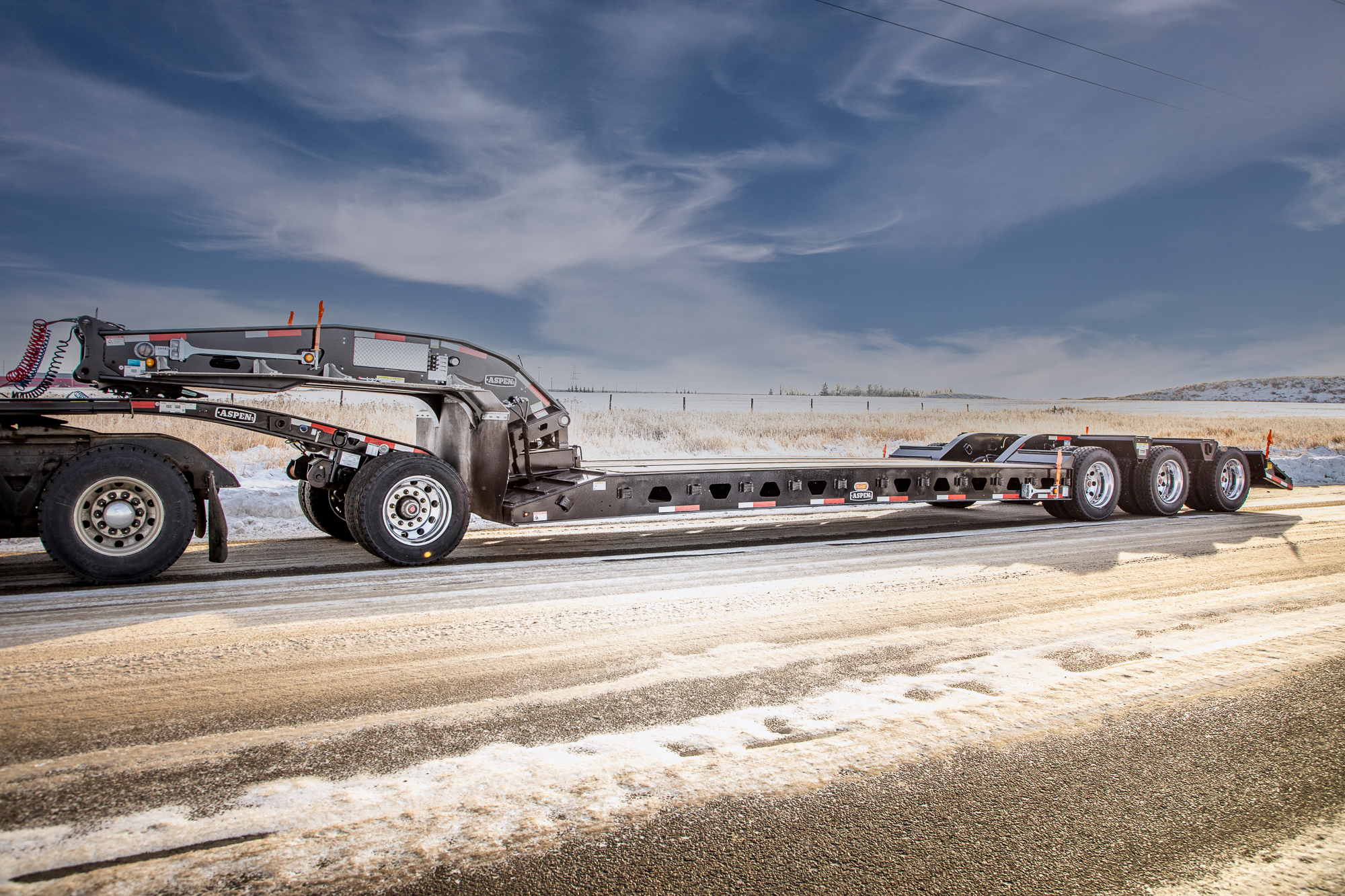 55 Ton Triaxle Hydraulic Gooseneck IRONHORSE 55 Ton Triaxle Hydraulic Gooseneck IRONHORSE - image 1 of 4